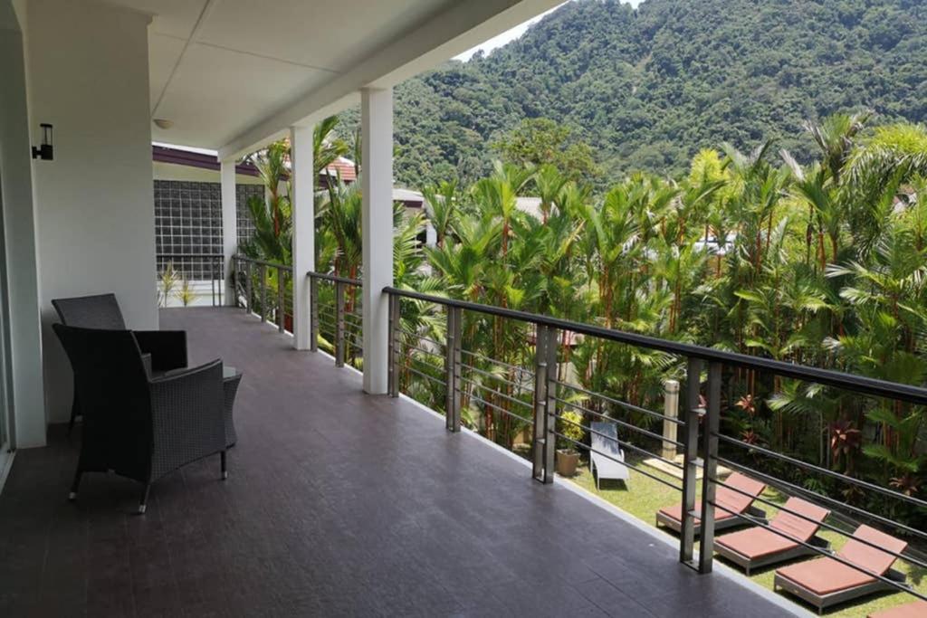 4 Bedroom Villa Kamala Beach Phuket Praia de Kamala Exterior foto