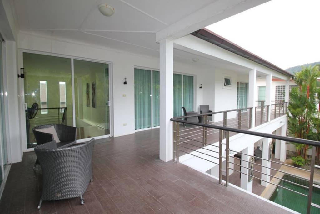 4 Bedroom Villa Kamala Beach Phuket Praia de Kamala Exterior foto